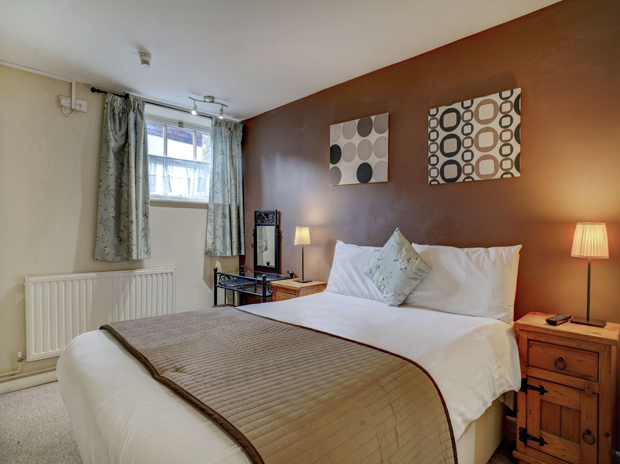 George & Dragon Inn Chichester Ngoại thất bức ảnh